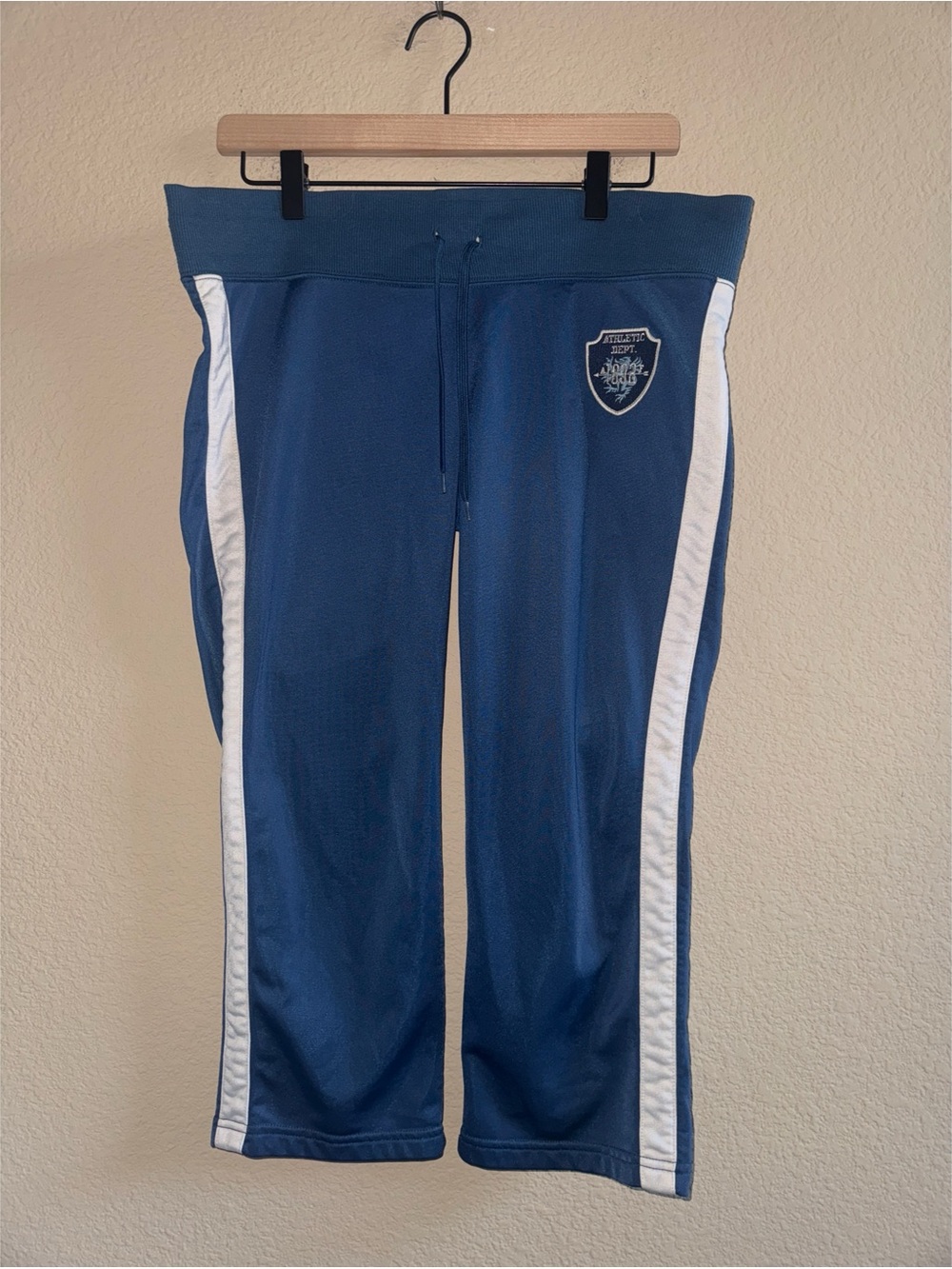 Abercrombie & Fitch Vintage Y2K Cropped Track Pants Size Medium